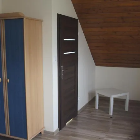 Zapiecek مزرعة للإقامة *